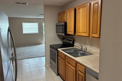 Apartment in Clermont, Florida 2 bedrooms, 82.5 sq.m. № 2111012 - photo 2