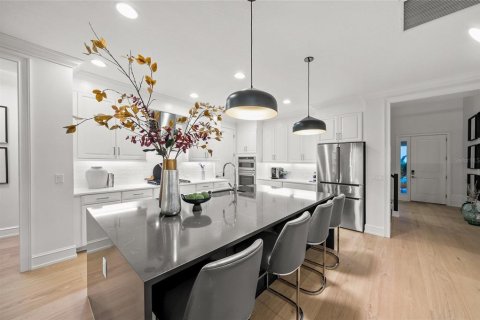 Casa en venta en Bradenton, Florida, 5 dormitorios, 348.29 m2 № 2157709 - foto 8