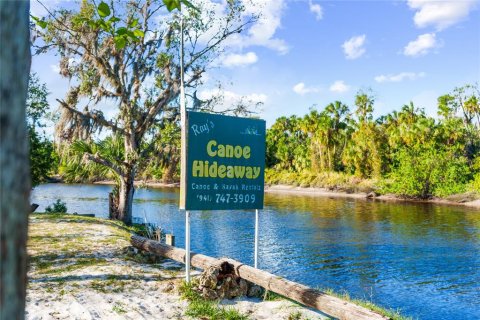 House in Bradenton, Florida 3 bedrooms, 163.69 sq.m. № 1562144 - photo 6