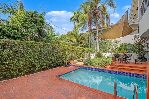 Villa ou maison à vendre à Coral Gables, Floride: 4 chambres, 260.13 m2 № 2051313 - photo 20