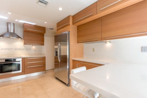 Villa ou maison à vendre à Coral Gables, Floride: 4 chambres, 260.13 m2 № 2051313 - photo 7