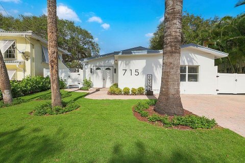 Casa en alquiler en Boca Raton, Florida, 3 dormitorios, 198.9 m2 № 1210353 - foto 1