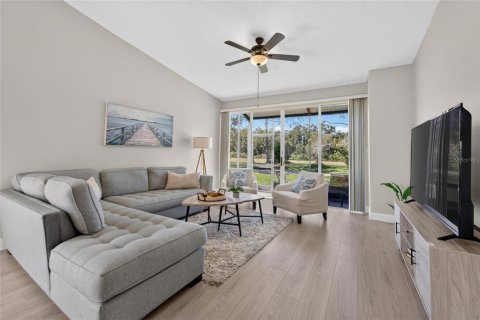 Villa ou maison à vendre à Tampa, Floride: 2 chambres, 115.57 m2 № 2428928 - photo 7