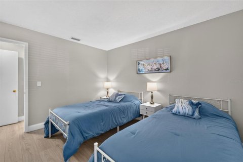Villa ou maison à vendre à Tampa, Floride: 2 chambres, 115.57 m2 № 2428928 - photo 25