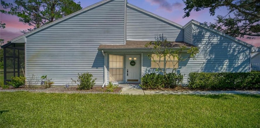 Villa ou maison à Tampa, Floride 2 chambres, 115.57 m2 № 2428928