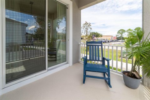 Townhouse in Winter Springs, Florida 3 bedrooms, 158.31 sq.m. № 2396372 - photo 22