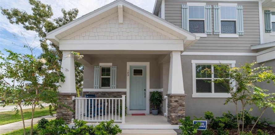 Townhouse in Winter Springs, Florida 3 bedrooms, 158.31 sq.m. № 2396372