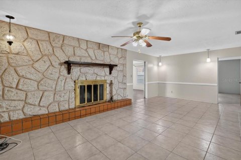 House in Saint Petersburg, Florida 4 bedrooms, 210.8 sq.m. № 2149292 - photo 29