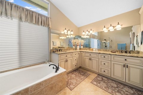 Villa ou maison à vendre à Palm Beach Gardens, Floride: 4 chambres, 230.58 m2 № 2439168 - photo 23