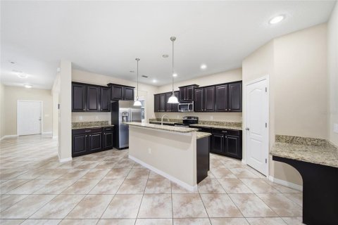 Villa ou maison à louer à Riverview, Floride: 7 chambres, 376.63 m2 № 2302532 - photo 16