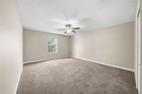 Villa ou maison à louer à Riverview, Floride: 7 chambres, 376.63 m2 № 2302532 - photo 26