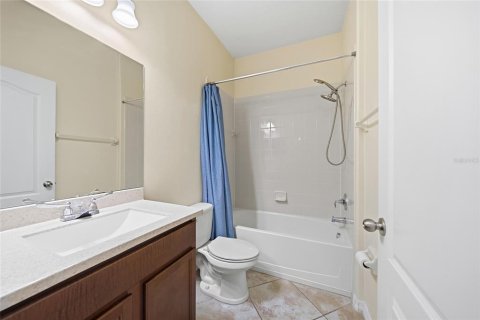 Villa ou maison à louer à Riverview, Floride: 7 chambres, 376.63 m2 № 2302532 - photo 22
