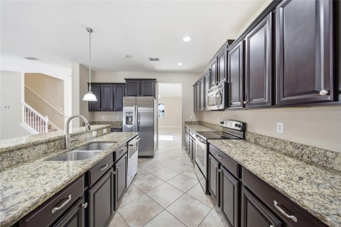 Villa ou maison à louer à Riverview, Floride: 7 chambres, 376.63 m2 № 2302532 - photo 17