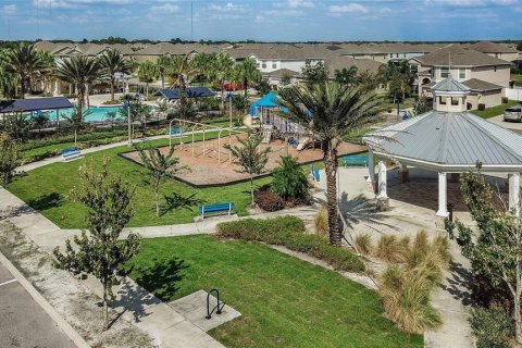 Villa ou maison à louer à Riverview, Floride: 7 chambres, 376.63 m2 № 2302532 - photo 7
