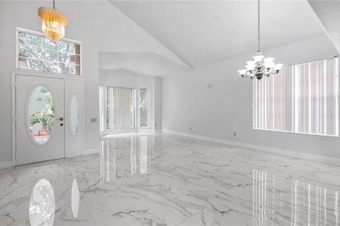 Villa ou maison à louer à Orlando, Floride: 4 chambres, 265.51 m2 № 1903243 - photo 16