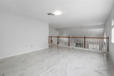 Villa ou maison à louer à Orlando, Floride: 4 chambres, 265.51 m2 № 1903243 - photo 8