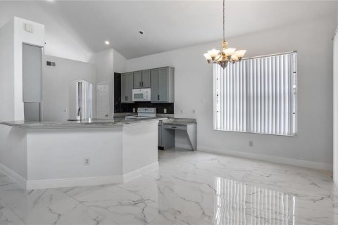 Villa ou maison à louer à Orlando, Floride: 4 chambres, 265.51 m2 № 1903243 - photo 28