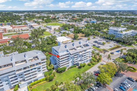 Condo in Palmetto, Florida, 2 bedrooms  № 1900048 - photo 6