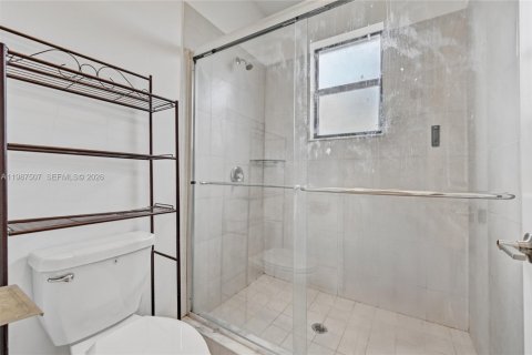 Купить таунхаус в Майами, Флорида 3 спальни, 158.31м2, № 2048733 - фото 15