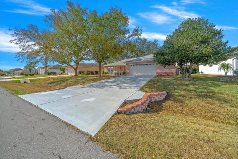 House in Ocala, Florida 3 bedrooms, 173.08 sq.m. № 1905328 - photo 8