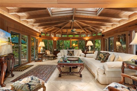 Купить виллу или дом в Майами, Флорида 1 спальня, 144м2, № 2068820 - фото 6