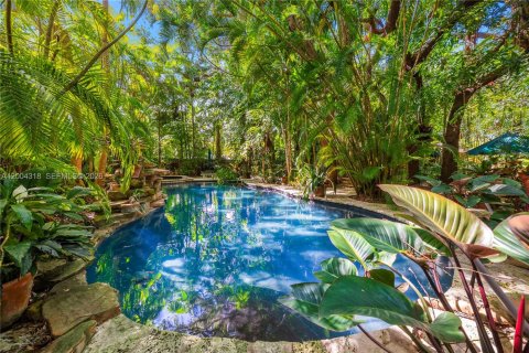 Купить виллу или дом в Майами, Флорида 1 спальня, 144м2, № 2068820 - фото 26