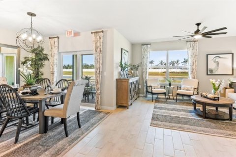 House in Punta Gorda, Florida 4 bedrooms, 169.83 sq.m. № 2236222 - photo 8
