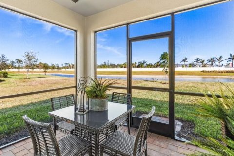 House in Punta Gorda, Florida 4 bedrooms, 169.83 sq.m. № 2236222 - photo 16