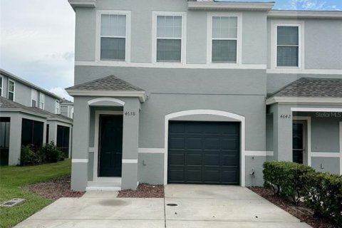 Adosado en venta en Pinellas Park, Florida, 3 dormitorios, 139.35 m2 № 1870596 - foto 1