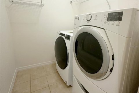 Adosado en venta en Pinellas Park, Florida, 3 dormitorios, 139.35 m2 № 1870596 - foto 17