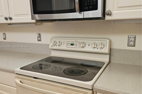 Condominio en venta en Tamarac, Florida, 2 dormitorios, 184.5 m2 № 2004000 - foto 26