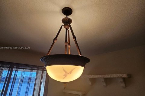 Condominio en venta en Tamarac, Florida, 2 dormitorios, 184.5 m2 № 2004000 - foto 22