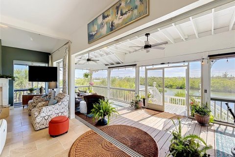 House in Placida, Florida 3 bedrooms, 142.7 sq.m. № 2212628 - photo 10
