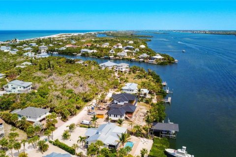 House in Placida, Florida 3 bedrooms, 142.7 sq.m. № 2212628 - photo 6