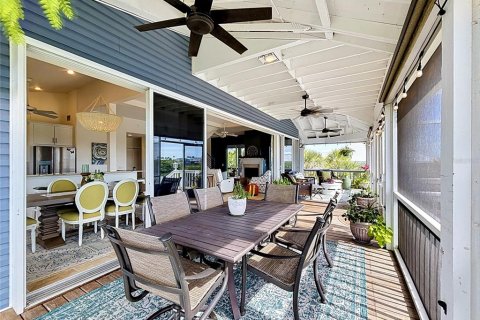 House in Placida, Florida 3 bedrooms, 142.7 sq.m. № 2212628 - photo 14