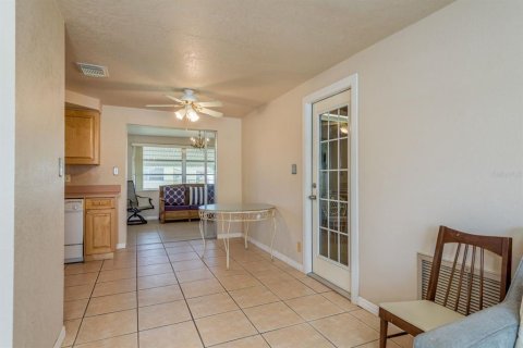 Casa en venta en Holiday, Florida, 2 dormitorios, 91.04 m2 № 1904962 - foto 10