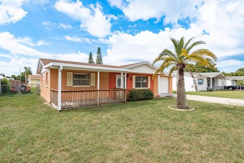 Casa en venta en Holiday, Florida, 2 dormitorios, 91.04 m2 № 1904962 - foto 3