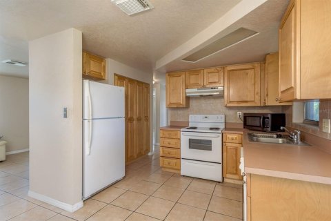 Casa en venta en Holiday, Florida, 2 dormitorios, 91.04 m2 № 1904962 - foto 13