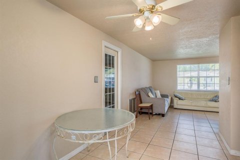 Casa en venta en Holiday, Florida, 2 dormitorios, 91.04 m2 № 1904962 - foto 12