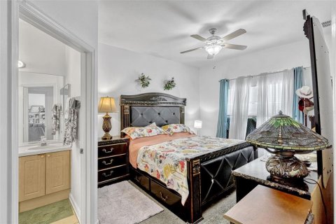 Casa en venta en Kissimmee, Florida, 4 dormitorios, 145.58 m2 № 1781181 - foto 15