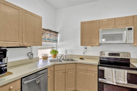 Casa en venta en Kissimmee, Florida, 4 dormitorios, 145.58 m2 № 1781181 - foto 14