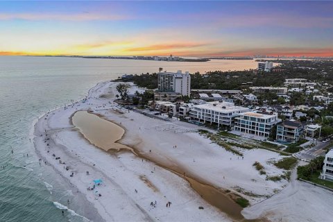 Condo in Sarasota, Florida, 3 bedrooms  № 2208135 - photo 28