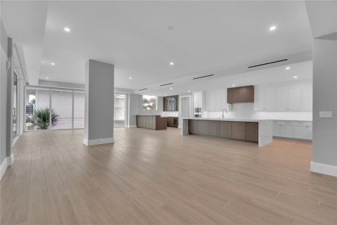 Condo in Sarasota, Florida, 3 bedrooms  № 2208135 - photo 14