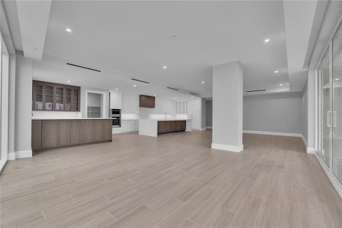 Condo in Sarasota, Florida, 3 bedrooms  № 2208135 - photo 13