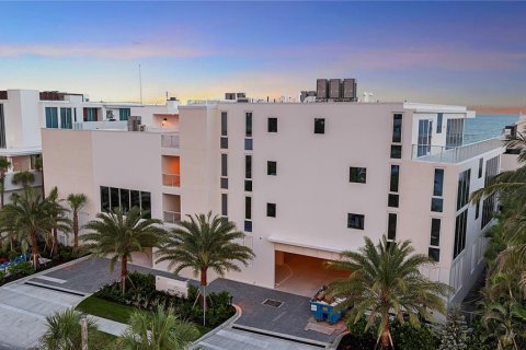 Condo in Sarasota, Florida, 3 bedrooms  № 2208135 - photo 29