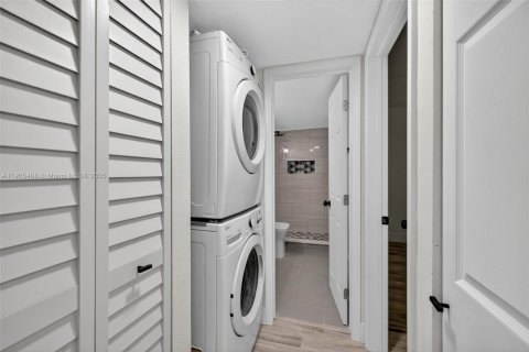 Купить кондоминиум в Тамарак, Флорида 2 спальни, 92.44м2, № 1956271 - фото 20