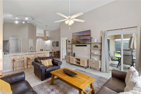 Casa en venta en Kissimmee, Florida, 4 dormitorios, 150.69 m2 № 1919617 - foto 18