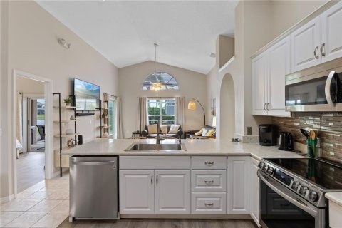 Casa en venta en Kissimmee, Florida, 4 dormitorios, 150.69 m2 № 1919617 - foto 13