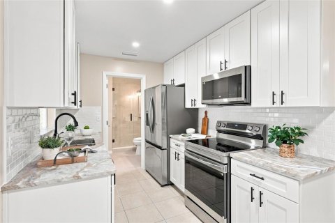 Casa en venta en Seminole, Florida, 3 dormitorios, 108.88 m2 № 2323056 - foto 14