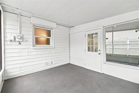 Casa en venta en Seminole, Florida, 3 dormitorios, 108.88 m2 № 2323056 - foto 4